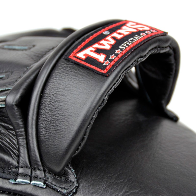 Twins Special PML10 Лапы Боксерские "Focus Mitts In Curved Style" Тайский Бокс Черные