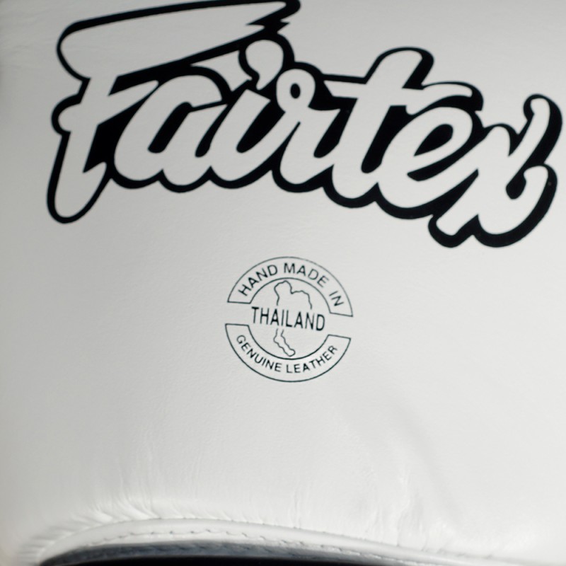 Fairtex BGV1-BR "Breathable" Боксерские Перчатки c Сеткой Белые 