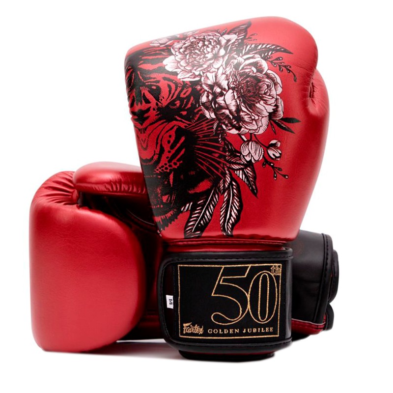 Fairtex Боксерские Перчатки BGV-Premium "Golden Jubilee" + Шорты Fairtex bs1917 "Golden Jubilee Solid" + Рюкзак. Юбилейный Сет от Fairtex