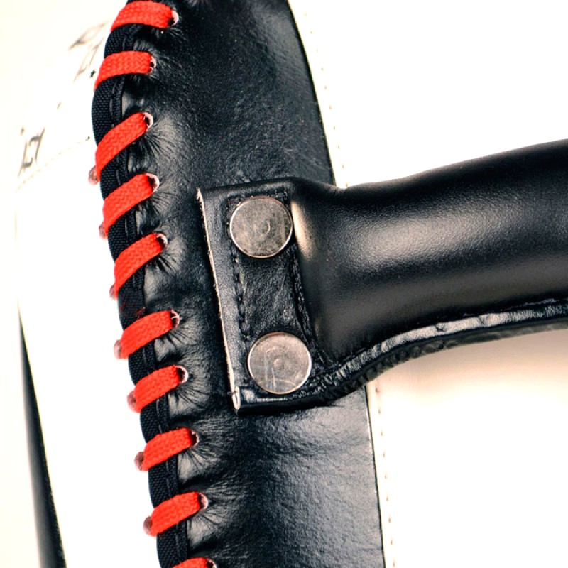 Fairtex KPLC3 Пады Тайский Бокс "Extra Thick Curved Kick Pads" Черно-Белый