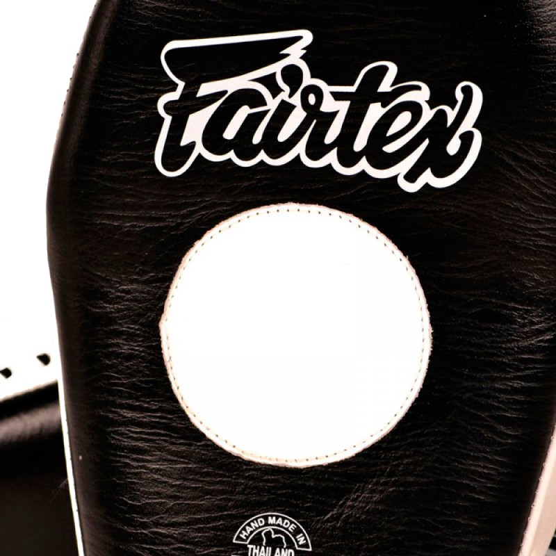 Fairtex FMV8 Лапы Боксерские Тайский Бокс "Pro Angular Focus Mitts"