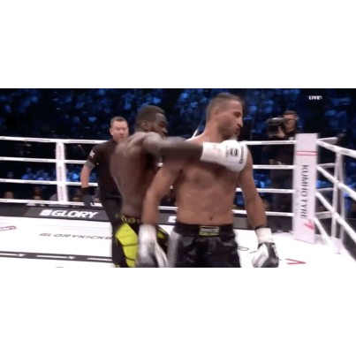 Скандал на Glory 42